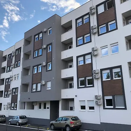 Aura 2 * Belgrade